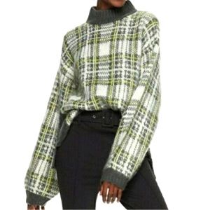 Nine West Green and White Plaid Mock Neck Boxy Crop Sweater Medium